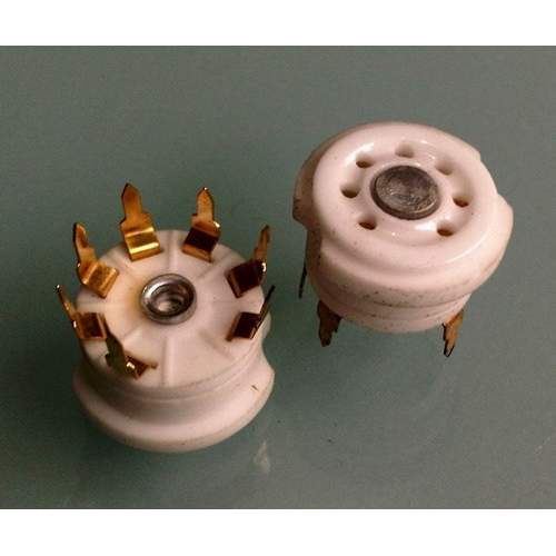 Tube socket 7 pin PCB-mount, 16mm hole, gold-plated